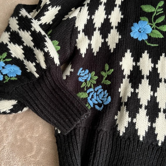 Zara sweater - Picture 2 of 8